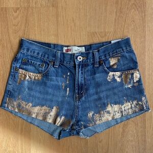 Custom Levi’s 514 metallic shorts